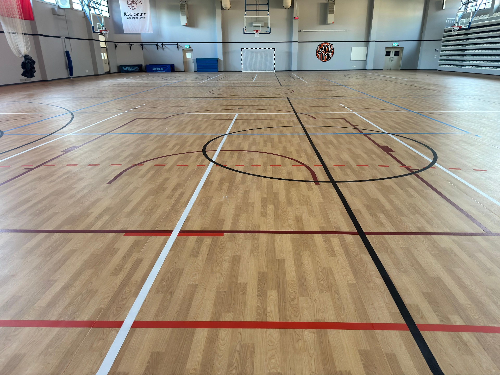 Koç Okulu — Çok Amaçlı Spor Zemini