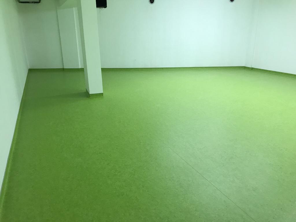 Klinik Oda — Yeşil PVC Zemin
